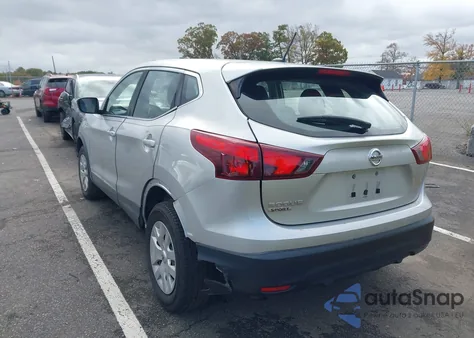 2018 Nissan Rogue Sport S z USA, uszkodzony, nr VIN JN1BJ1CP5JW157075